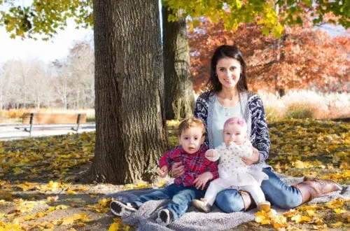 Marina discusses her journey with chronic migraine and how pregnancy and becoming a mother affected her symptoms. #chronicmigraine #migrainemom #mommybrain