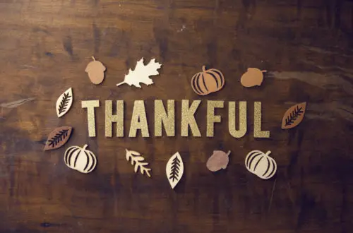 block letters spell our thankful reminding us to practice gratitude
