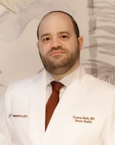 picture of Dr. Tom Berk medical director of Neura Health online clinic